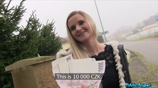 Világos Szőke zsenge kolosszális mellű kertvárosi tinédzser Kate Pearl pénzért dugható